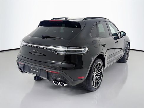 Used 2023 Porsche Macan AWD/4WD image 27
