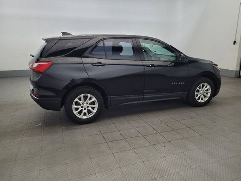 Used 2018 Chevrolet Equinox LS FWD image 10