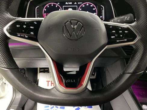 Used 2022 Volkswagen Jetta GLI Autobahn image 16