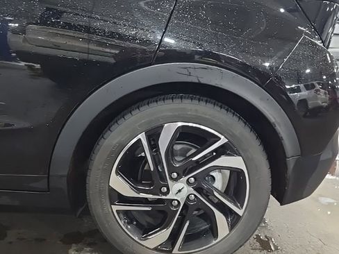 Used 2022 Chevrolet Bolt LT w/ Infotainment Package image 16