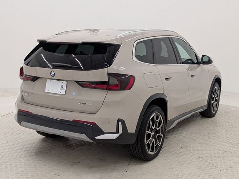 Used 2026 BMW X1 xDrive28i AWD/4WD image 9