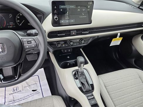 New 2026 Honda HR-V LX image 18