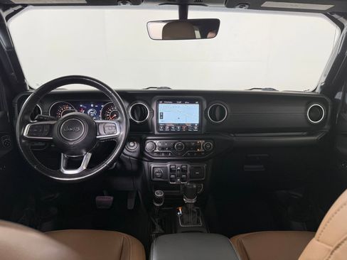 Used 2020 Jeep Wrangler Unlimited Sahara AWD/4WD image 25