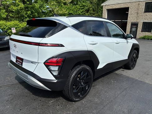 Used 2024 Hyundai Kona Limited AWD/4WD image 7