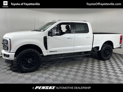 Used 2023 Ford F250 Lariat w/ Lariat Ultimate Package AWD/4WD image 2
