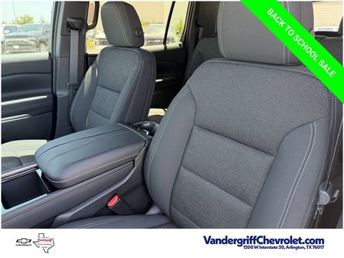 Used 2026 Chevrolet Traverse LT FWD image 22