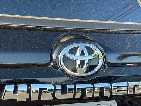 Certified 2024 Toyota 4Runner SR5 image 40