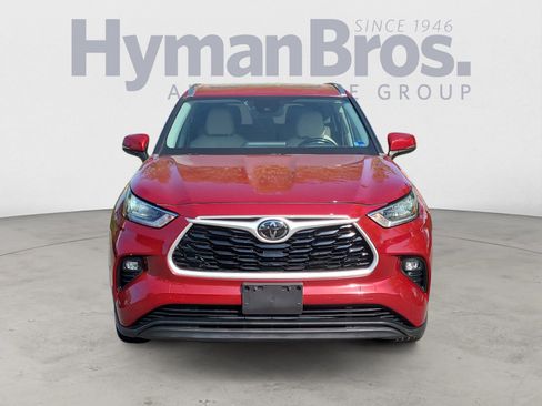 Used 2020 Toyota Highlander XLE image 8