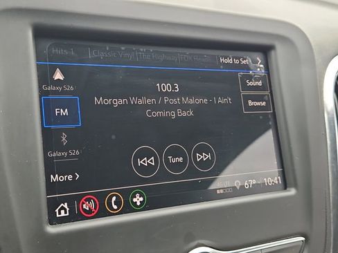 Used 2022 Chevrolet Equinox LS w/ LS Convenience Package image 18