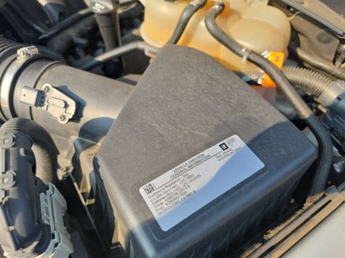 Used 2019 Chevrolet Silverado 1500 LTZ w/ LTZ Plus Package AWD/4WD image 9