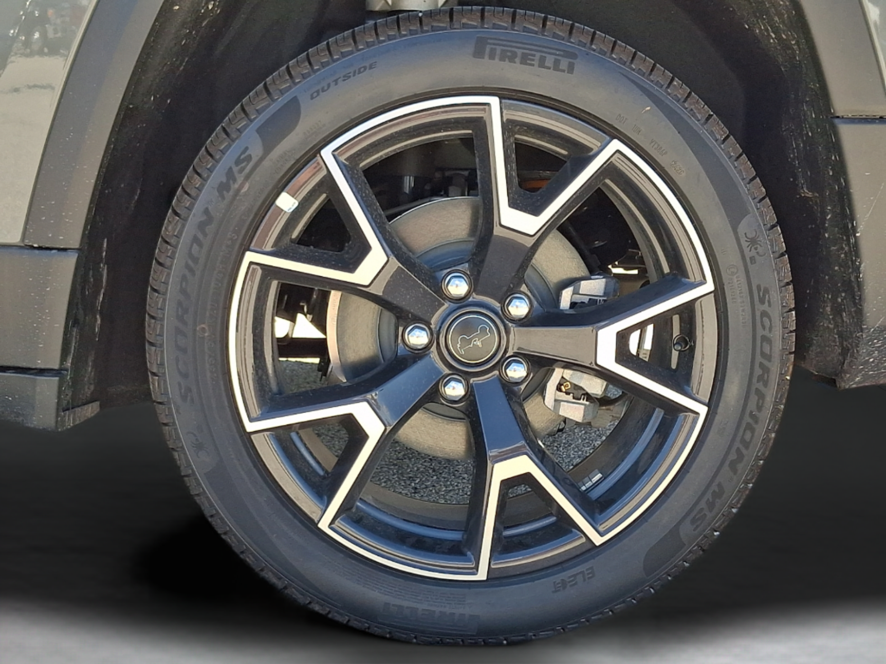 New 2026 Jeep Cherokee Overland w/ Advanced Pro Tech Group AWD/4WD image 5