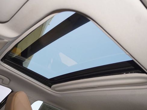 Certified 2020 Toyota RAV4 Limited AWD/4WD image 19