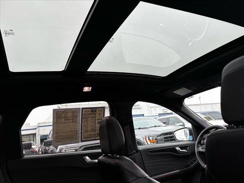 Used 2024 Ford Escape ST-Line w/ Tech Pack #1 image 21