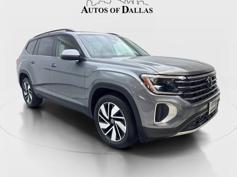 Used 2024 Volkswagen Atlas SE w/ Panoramic Sunroof Package AWD/4WD image 4