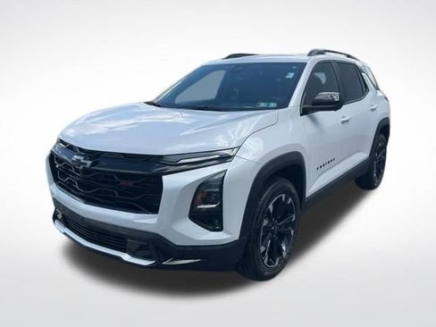 Used 2025 Chevrolet Equinox RS w/ Safety and Technology Package AWD/4WD image 3
