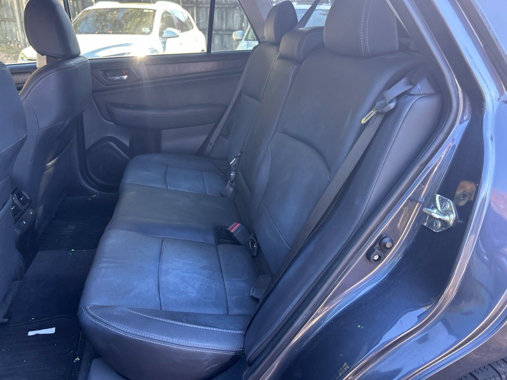 Used 2017 Subaru Outback 3.6R Limited AWD/4WD image 16