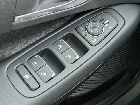 New 2026 Hyundai Sonata SE FWD image 18