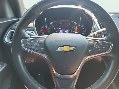 Used 2019 Chevrolet Equinox LT FWD image 27