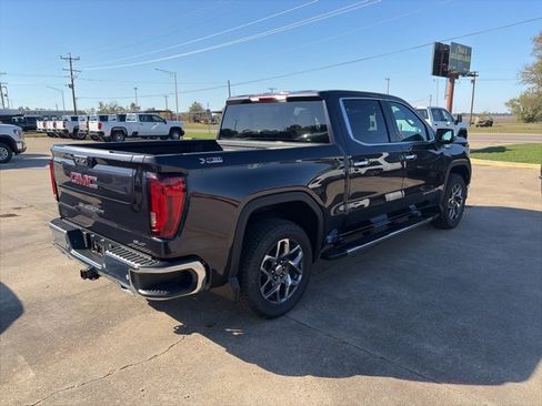 New 2026 GMC Sierra 1500 SLT image 6