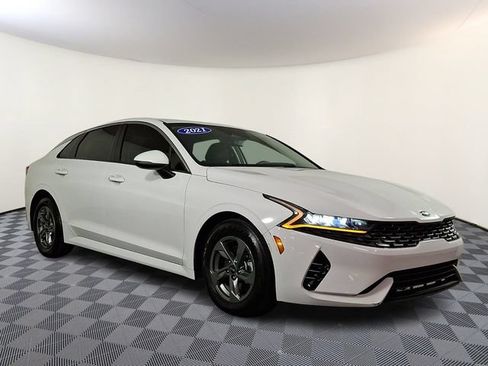 Used 2021 Kia K5 LXS FWD image 1