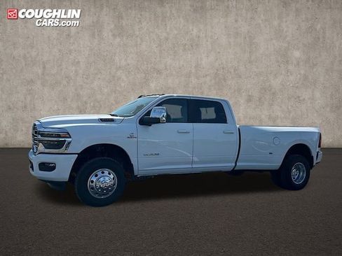 New 2026 RAM 3500 Laramie w/ Max Tow Package image 4