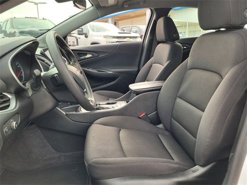 Used 2024 Chevrolet Malibu LT image 7