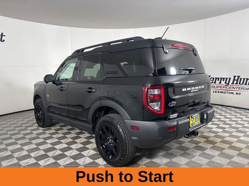 Used 2025 Ford Bronco Sport Badlands AWD/4WD image 7