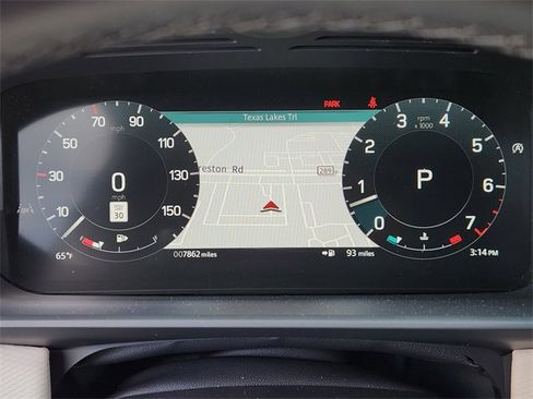 Used 2024 Land Rover Discovery Dynamic SE image 14