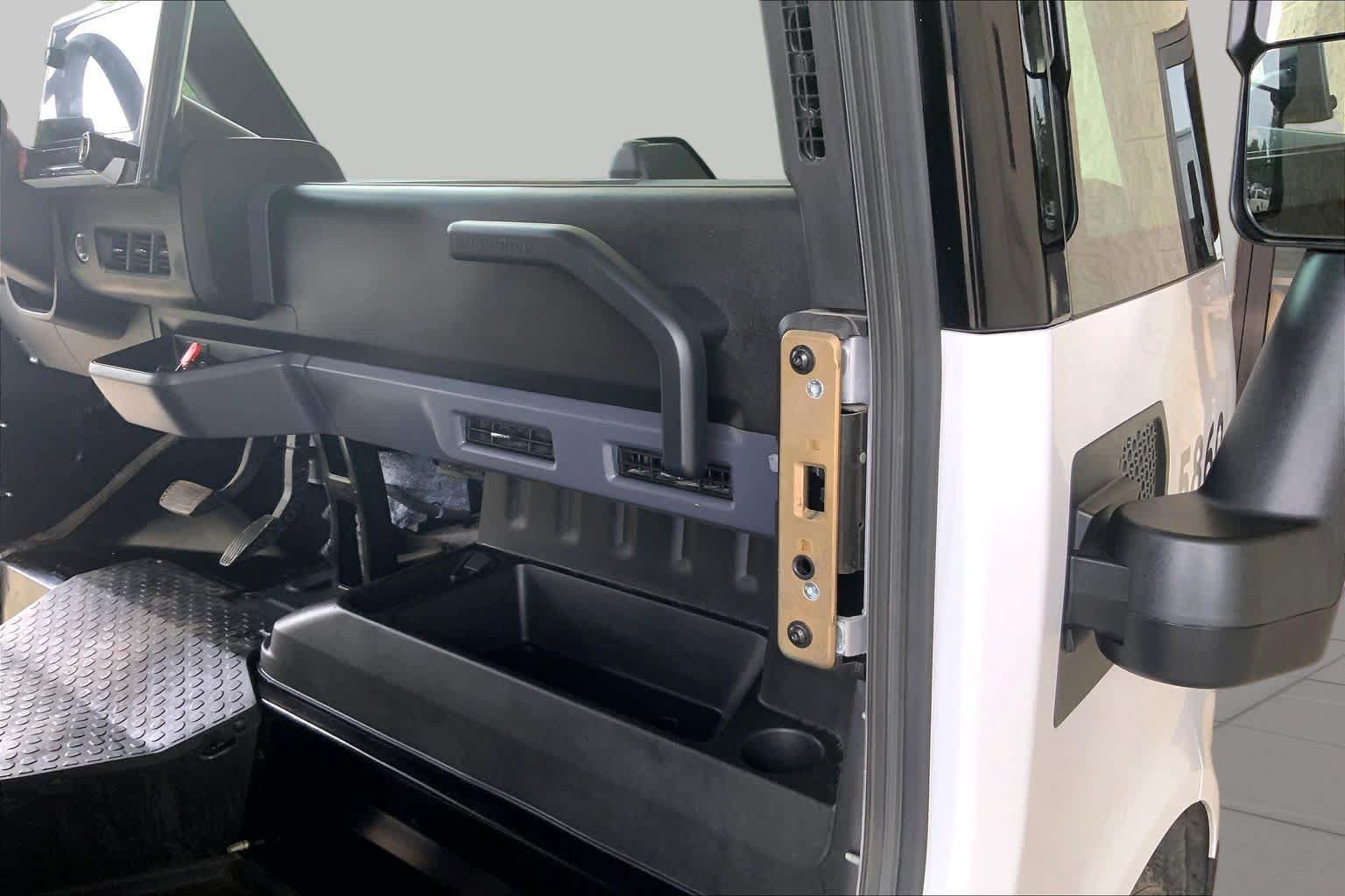Used 2025 Chevrolet Brightdrop 600 FWD image 17