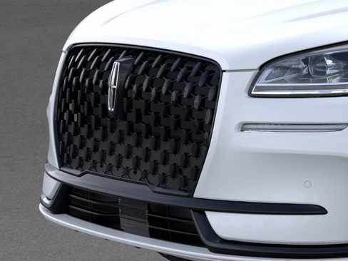 New 2026 Lincoln Corsair Reserve w/ Jet Appearance Package FWD image 17
