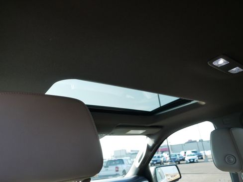 Used 2021 Chevrolet Silverado 1500 LTZ w/ LTZ Premium Package image 20