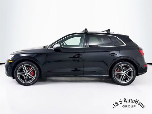 Used 2018 Audi SQ5 Premium Plus w/ S Sport Package image 4