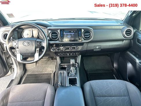Used 2019 Toyota Tacoma TRD Sport w/ Technology Package AWD/4WD image 13