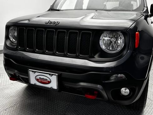 Used 2022 Jeep Renegade Trailhawk AWD/4WD image 2