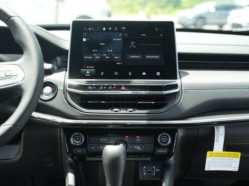 New 2026 Jeep Compass Latitude AWD/4WD image 27