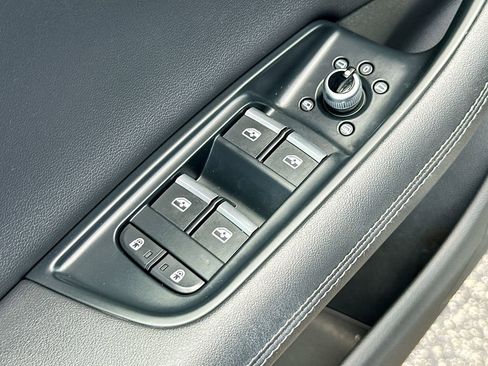 Used 2023 Audi Q7 2.0T Premium Plus w/ Premium Plus Package image 19