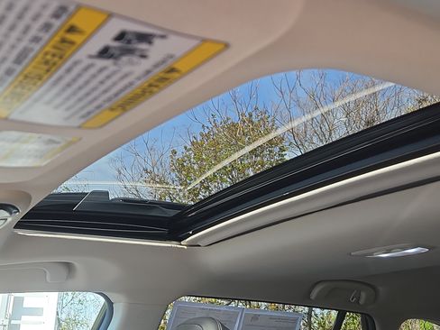 Certified 2024 Subaru Outback Limited AWD/4WD image 8