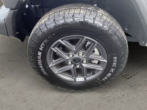 Certified 2025 Jeep Wrangler Unlimited Sport AWD/4WD image 14