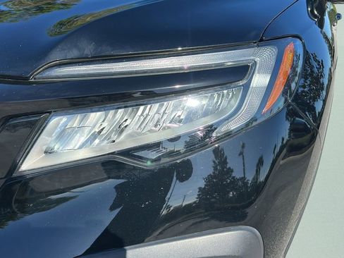 Used 2022 Honda Pilot Black Edition image 9