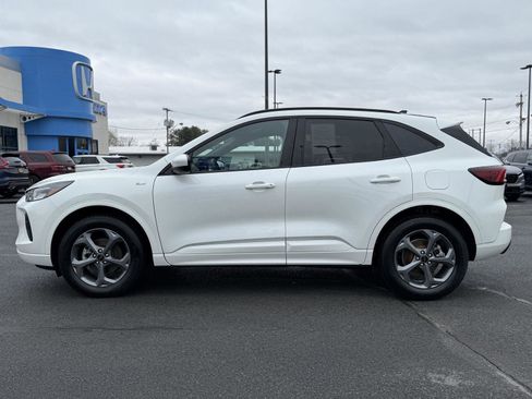 Used 2024 Ford Escape ST-Line Select w/ Tech Pack #1 image 8