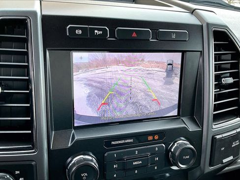 Used 2020 Ford F250 XLT w/ XLT Premium Package image 28