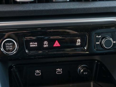 New 2025 Audi Q5 Premium image 22