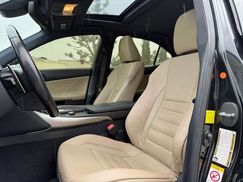 Used 2017 Lexus IS 350 image 14