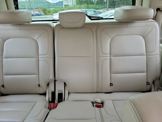 Used 2019 Lincoln Navigator Reserve w/ Cargo Package AWD/4WD image 14