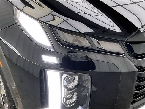 Certified 2025 Hyundai Palisade Limited AWD/4WD image 26