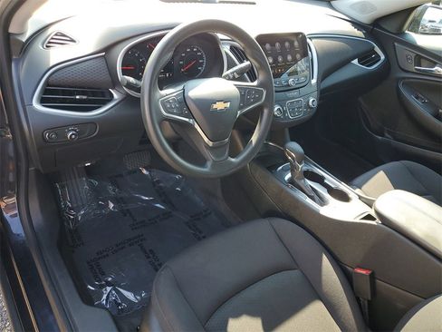 Used 2023 Chevrolet Malibu LT image 6