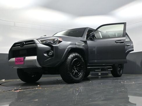 Used 2023 Toyota 4Runner TRD Off-Road AWD/4WD image 25