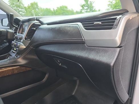 Used 2015 Chevrolet Tahoe LT AWD/4WD image 25