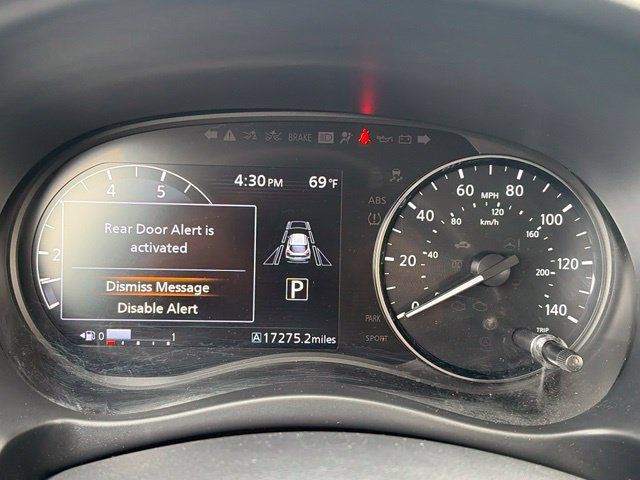 Used 2021 Nissan Kicks SV FWD image 16