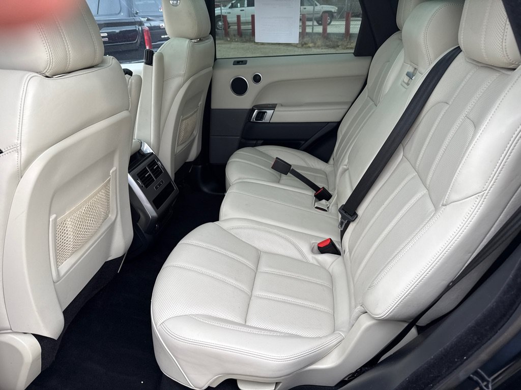Used 2017 Land Rover Range Rover Sport HSE AWD/4WD image 13